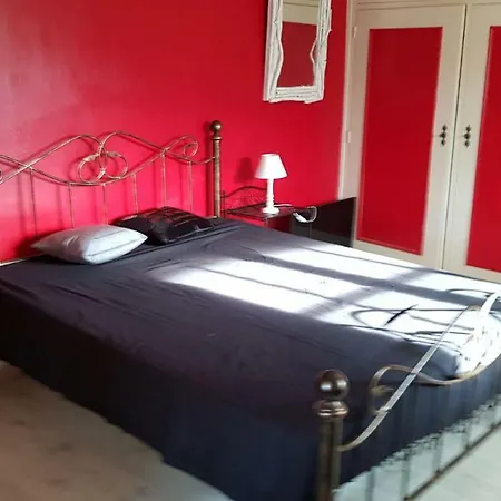 Apartment Les Bisets 497 Rue De Fenelon Carlux